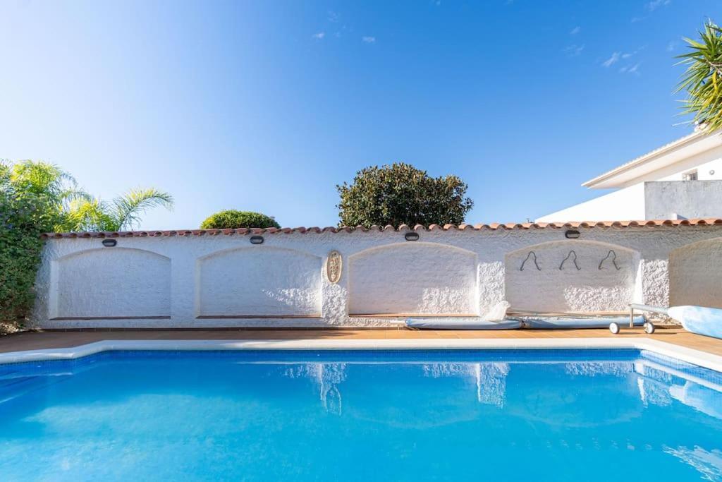 Sm21-Gran Casa De Vacaciones En La Playa, 4 Habitaciones, Climatizada, Piscina, Barbacoa Y Wifi Эмпуриабрава Экстерьер фото
